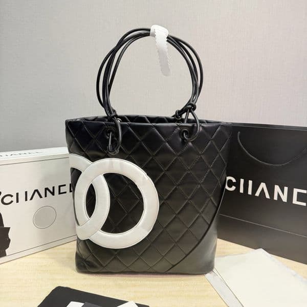 2026 Latest Designer Luxury Bag Women's Cambons Bag Genuine Leather Mesh Bag Handbag Designer Bag Handbag Shopping Leisure Capacity LargeFree shipping