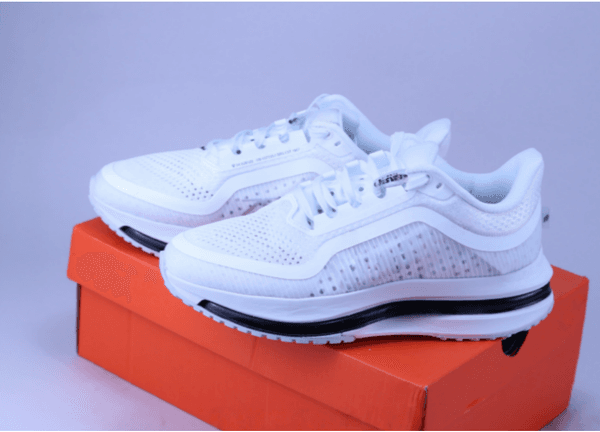 With Box size 36-47 Designer gold Sneakers Casual Shoes Women Shoe Stylish Unique Fishnet Upper Men Vintage Versatile Lightweight Technical Mesh Runner Sneaker