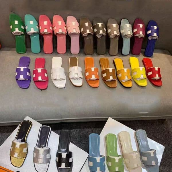 Designer women's summer outerwear style 2026 new trendy leather wedge sandals for travel flat-bottomed sandals with box