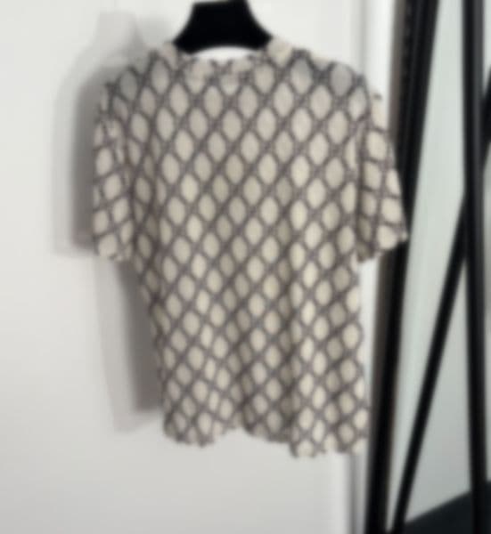 26 Women's T-shirt Top Flower Plush Letter Mesh Short Sleeve T-shirt Age Reduction 521