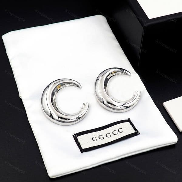 Elegant Designer Letter V Stud Earrings Women Luxury Brand Round Crystal Rhinestone Earring Bridal Wedding Accessories