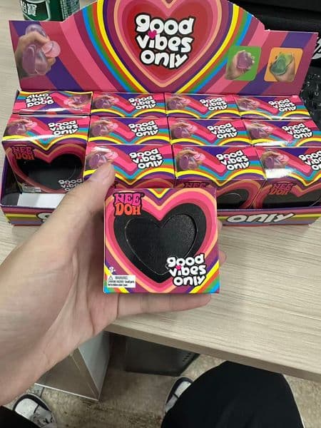 NeeDoh Sparkle Hearts Teenie Shiny Heart Mini Valentine Soft Heart