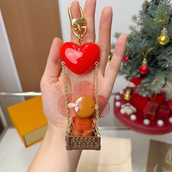 Luxury Keychain Stainless Steel Leather Bag Charm Unisex Designer Car KeyRings Bag Charms Pendant Accessories Lanyard Holiday Gifts Premium Quality