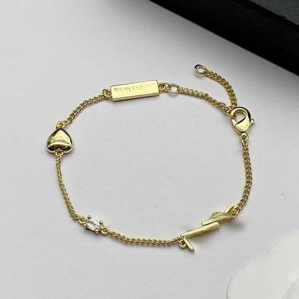Luxury Bracelet Designer Elegant Gold Silver Brand Bracelet Fashion Womens Letter Pendant Bracelet Wedding Design Jewelry High Quality