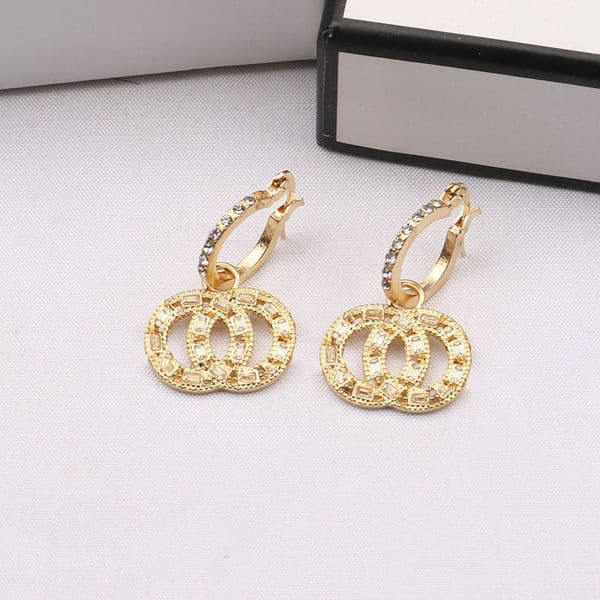 Luxurys Fashion Dangle Earrings Women Diamond Pendant Designer Earrings Jewelry Woman Accessories