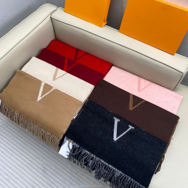 Designer Scarf luxury Scarf For Women Winter Stripe Trend Cashmere Scarf Full Letter Printed Scarves Soft Touch Tags Winter Scarf