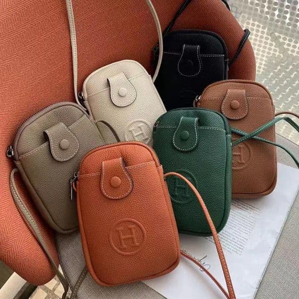 2026 New luxury phone bag Women's Genuine Leather Crossbody Bag - Lychee Patterned Wallet with Secure Zippers for iPhone 17 Pro Max and Samsung Galaxy fashion phone bag