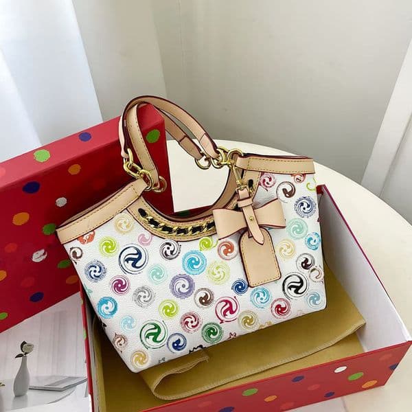 Baggs Designer Bag Quality Shoulder Bag Crossbody Bags Luxury Tote Bag Durable Metal Accessories Strap Zipper & Letter Decoration Multi-style Lady Pures