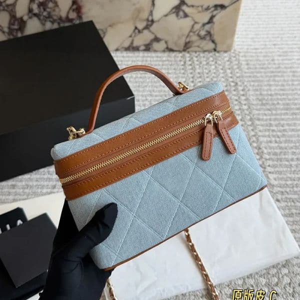 Luxury Lunch Box Handbag Cosmetic Bag Designer Ladys Shoulder Bags Classic Leather Grid Pattern Enamel Gold Detachable Metal Chain Crossbody Sacoche Wallet 19cm