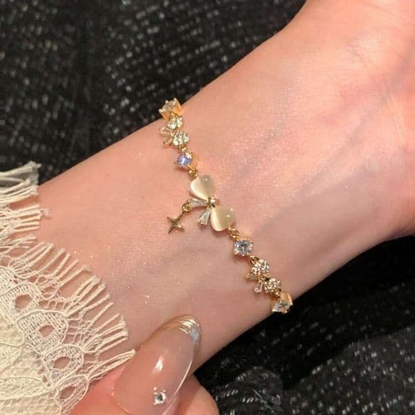 Designer Jewelry Luxury Jewelry 2026 New Bowknot Meteor Bracelet For Women, Niche Design, High-End Feel, Minimalist Cool Style, Simple Jewelry Wholesale