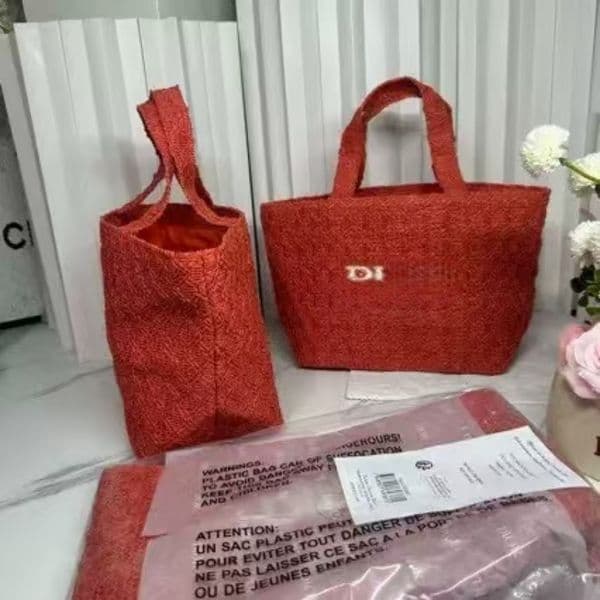 Designer Women Lady Beach Bag Shoulder Bag Knitted Giveaway Bag Classic Cosmetic Beauty Pouch Storage Case Shopping Handbag 33x20x13cm