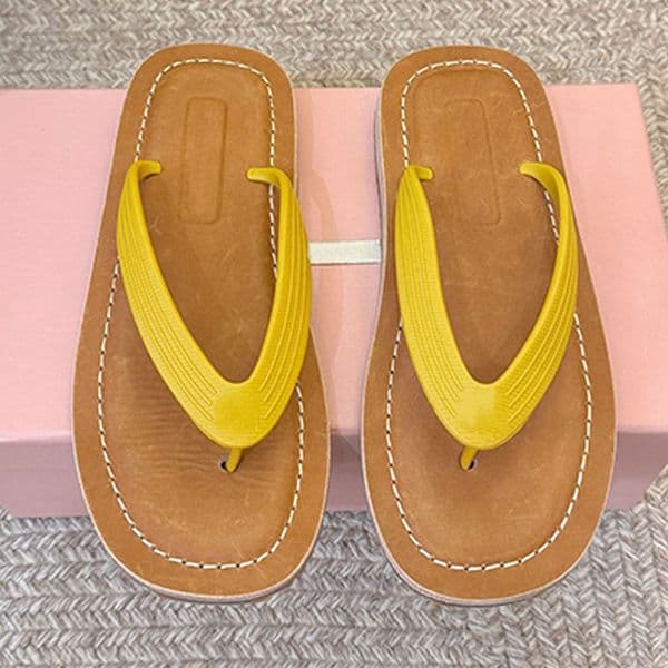 Fashion brand Womens designer Thong Sandals Serrated Trend TUP sole womens designer sandals at home Minimalist