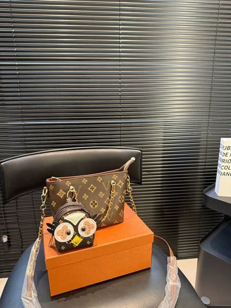 2026 Designer Bag Shoulder Bag Womens Luxury High Quality Black Classics Caviar bag Gold Silver Chain Bag Crossbody Bag Handbag Women Mini Black leather
