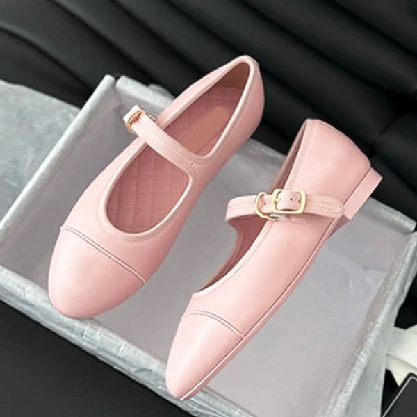 Lambskin Ballet Flats Designer Mary Jane Shoes Leather Dress Shoes Free Shipping Round Toes Womens Loafers 1081