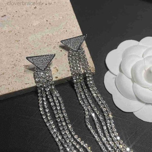 Designer Diamond Tassel Original Earrings Classic Boutique Gift Earrings Birthday Wedding Gift High Quality Jewelry Women New Silver Plated Charm Stud Earrings