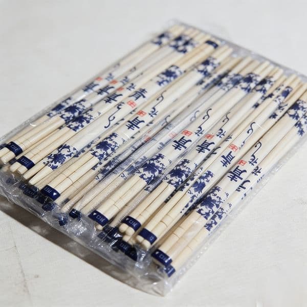 22.5cm Disposable Bamboo Chopsticks With Blue And White Pattern Independent Packaging 4500 Pairs Bulk Supply For Restaurant Takeaway
