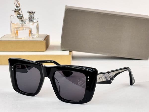 Fashion Sunglasses For Men Women MAHINE DTS437 Eyewear Designers Trendy Outdoor drive in Beach Style Anti Ultraviolet Square Full Frame Goggles With Box