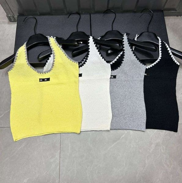 New early autumn 2026 NN brand letter crochet trim knitted sleeveless pullover halter neck slim-fit women's top