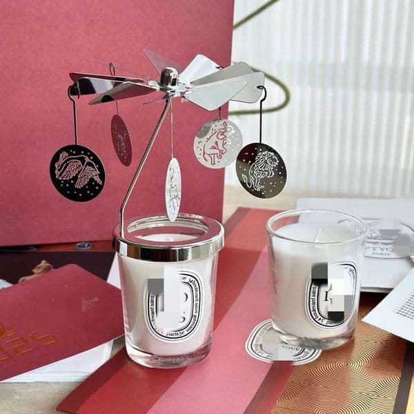 Aromatherapy candle with rotating lantern, made from pure natural plant essential oils, smokeless and long-lasting, a niche high-end Christmas fragrance gift