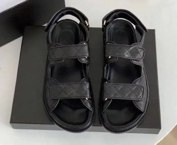 Designer sandals Women Slippers summer slippers sandals luxury womens sandals slides casual shoes platform beach casual designer Outdoor shoes size 35 -40