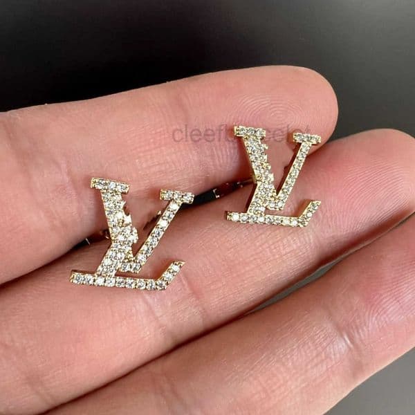 Stud Full diamond micro inlay V stud Women girls 18K gold silver Fashion Earrings Designer Studs Top Quality Engagement wedding Earring For Lady Wholesale AA