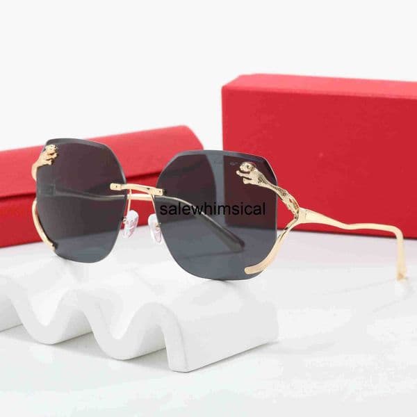 Designer sunglasses High-End Brand C-UV400 Shield Sunglasses for Women, Oversized Square Frame with Metal Accents & UV Protection Sophisticated Color Gradient 6URD