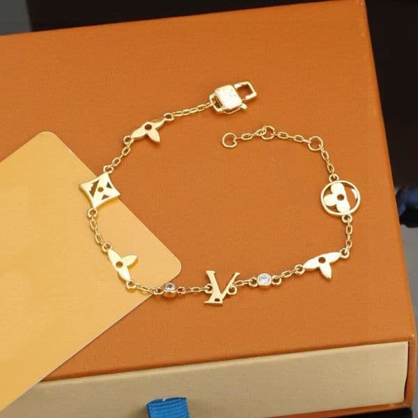 Bangle Gold Designer Bracelet Luxury Fashion Bracelet for Women Daily Wear