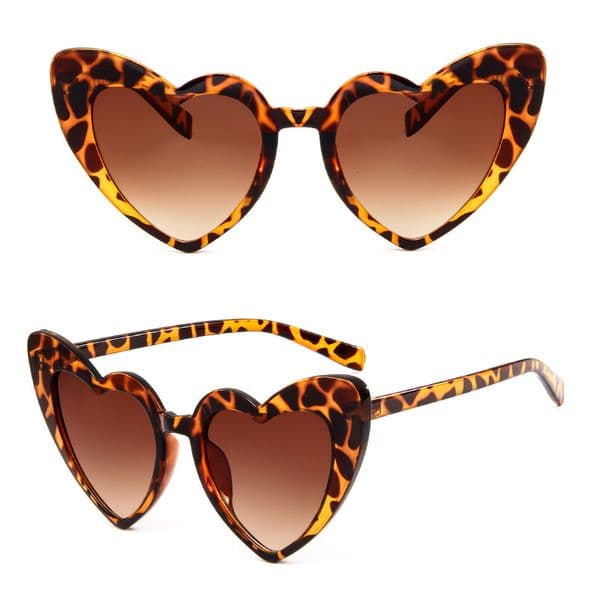 Free Shipping Fashion Heart Shaped Sunglasses For Women 2026 New Trend Cute Cat Eye Sunglasses Gradient Lens UV400 Protection Casual Beach Sun Shades