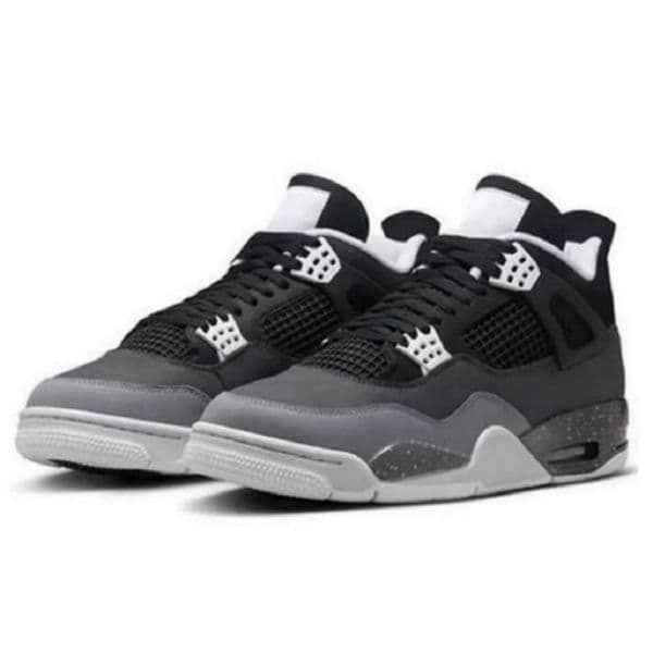 Infrared Mens Basketball Shoes Black Cat designer University Blue Sail White Oreo Bred Fire Red Thunder Pure Money Military Black Sports Women Sneakers With Box a-058