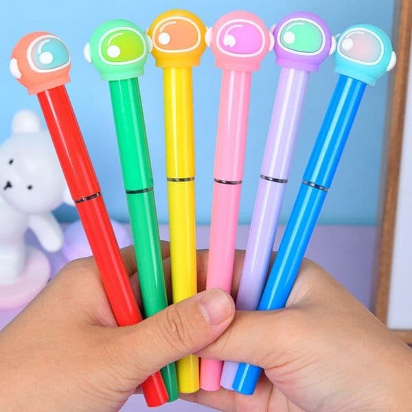 Cute Astronaut Design Doodle Stick with Fast Setting Ink Suitable for Teachers' Parties