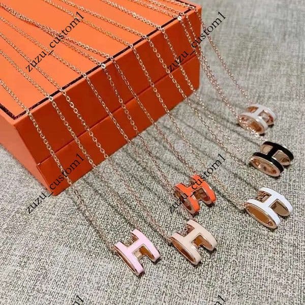 Designer necklace Classic Luxury Pendant Necklaces Women Letter Necklace designer jewelry Holiday Gift