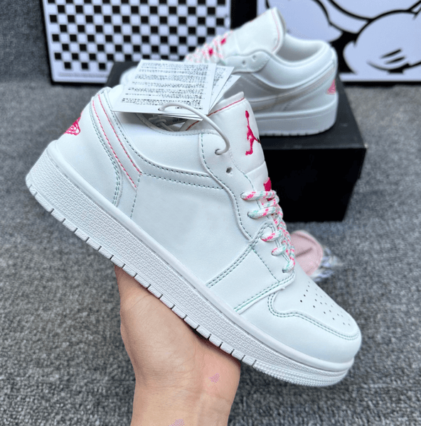 Designer Shoes for Sneakers Women Casual outdoor Sports trainers Sneaker 1 Low Minimalist Stylish Versatile Lightweight Breathable Low-Top Basketball Shoes