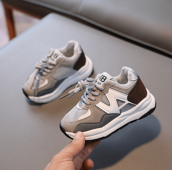 Kids School Running Shoes Breathable Mesh Casual Sneakers Lightweight Non-slip Sport Footwear for Boys Girls