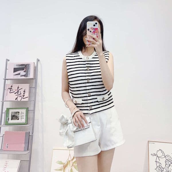 2026 early autumn new designer r27 French style small fragrance style sequin stripe sleeveless round neck knitted women's vest cardigan
