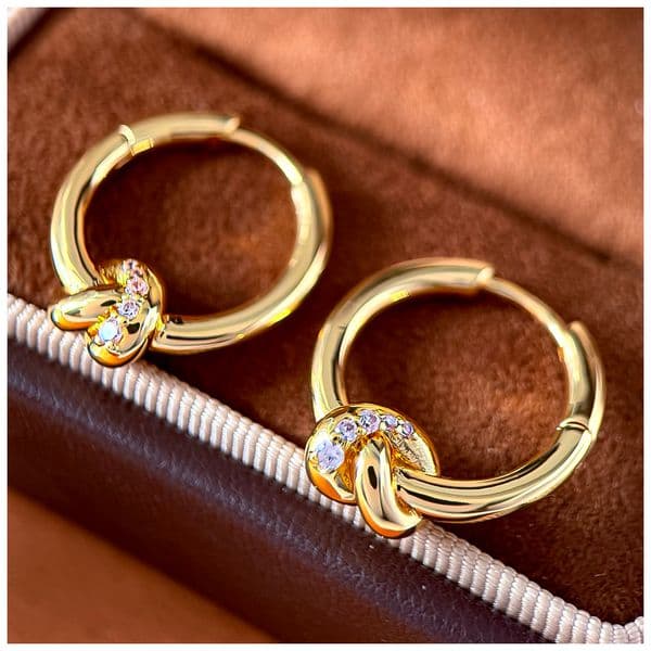 Designer Earrings Designer Earrings Women Knot Pave Earring Hoop Circle Earrings Luxury Jewlery Designer for Women Elegant Sparkling Timeless Premium Gift