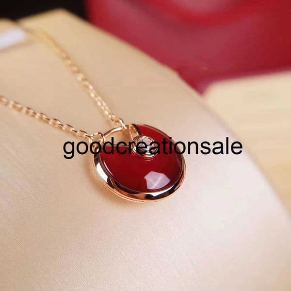 Designer Brand C style Necklace V Gold High-End Amulet Necklace for Women with White Mother-of-Pearl and Black-Red Agate Pendant Simple and Elegant Clavicle Chain