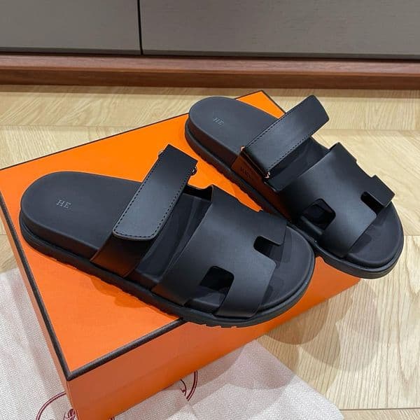 2026 Top Quality Chypre Sandals Designer Leather Women Man Slides Oran Sandal Summer Flat Shoes Fashion Beach Slippers Letter Outdoor Indoor With Dust Bag 35-44 10A+