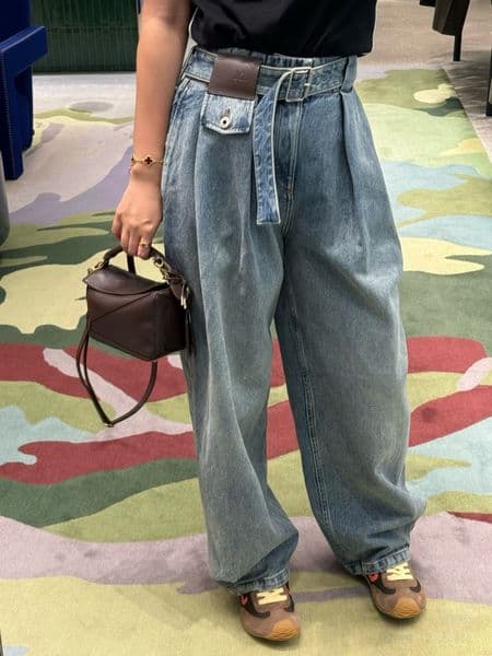 Jeans Womens Designer Vintage High-Waisted Wide Legs Curved Hem Jeans Denim Pants Brand Women Clothing Embroidery Retro Banana Baggy Trouser