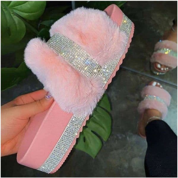 Thick-soled rhinestone designer sandals slippers furry slippers for women, 2020 autumn new flat-soled slip-on slippers, large size foreign trade women's shoes