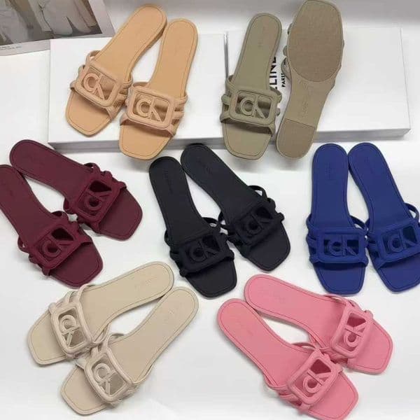 New Popular Designer Sandals Women's Fashion Slippers Jelly Feel Lightweight Breathable Lazy Summer Flat Beach Sandals Top Quality Luxury Comfortable Sandals 1688