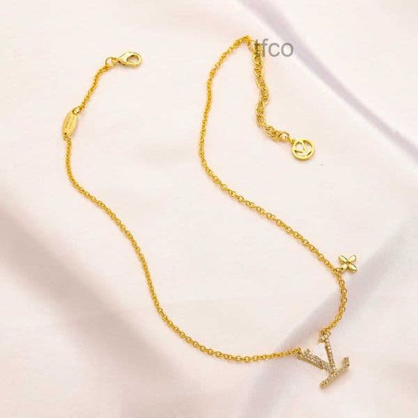Newest Brand Earrings Designers Letter Ear Stud Bracelet Necklace Gold Plated Crystal Geometric Earring for Wedding Christm Party Jewerlry Accessories