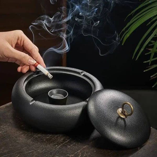 Bestseller Creative Black Matte With Lid Indoor Wind & Ash Resistant Car Portable Ceramic Ashtray Home Decoration Ddmytues