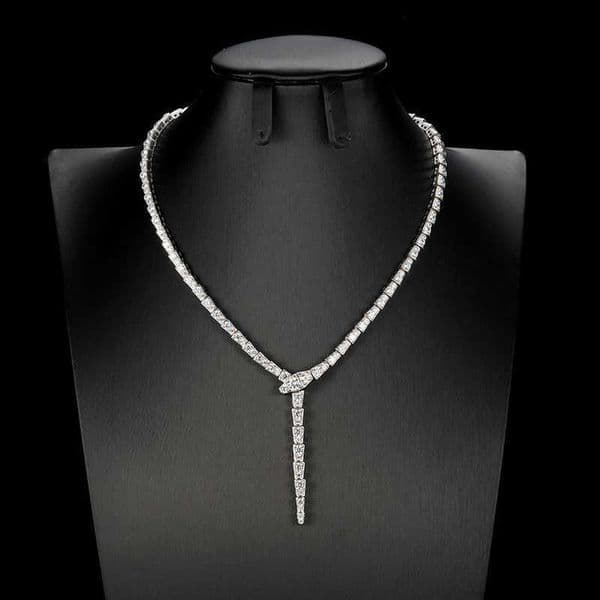 Designer Snake Necklace Top Women Snake Shaped Full Diamond Womens Necklace Chain High-end Dance Party Luxury Jewelry Accessories Festival Gift