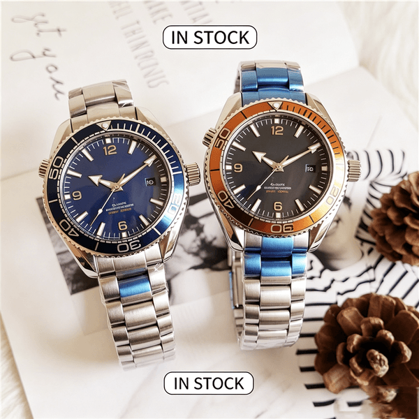 High-quality 007 Men's Watch, Automatic Mechanical Model 600, with a strong sporty style. It features a 42mm case diameter and a steel band paired with a ceramic bezel.