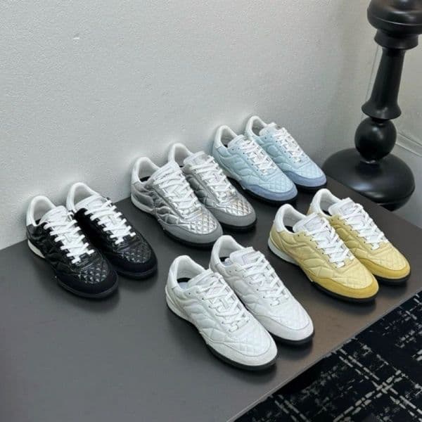 CC Camellia Designer Shoes Men Women's Retro Quilted Diamond Pattern Leather Sneakers Low Top Lace-up Flat Casual Sports Shoes Trainers Training Shoes Plus Size 35-44