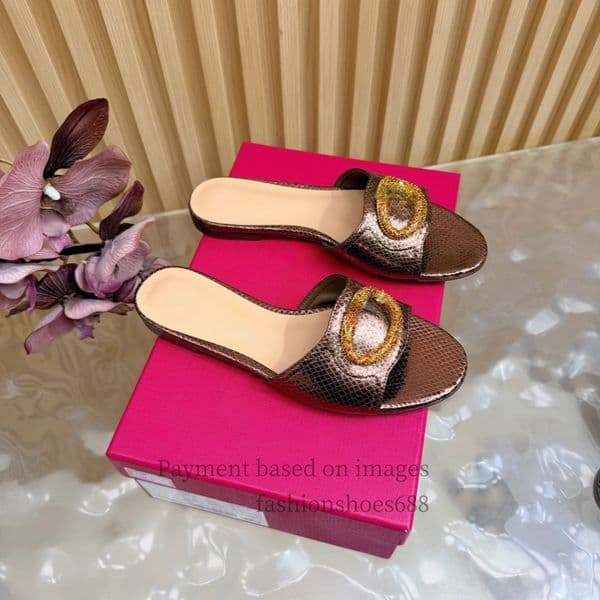 Brown leather stitching rhinestone flat sandals summer womens sandals high-end beach travel shoes luxury designer womens shoes Sizes 35-43 +box 10/A