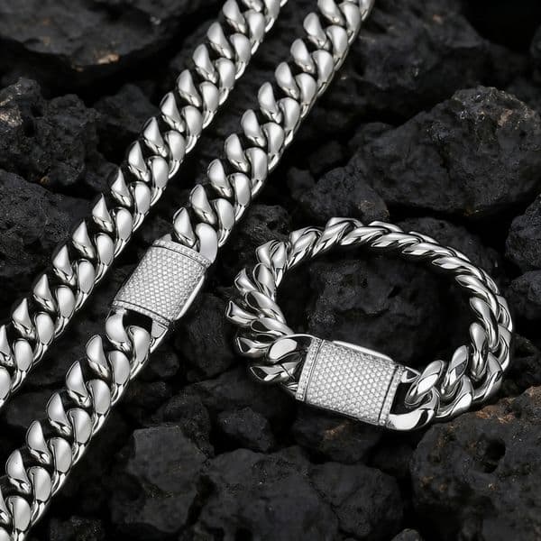 Hip-hop rock style 20mm full diamond clasp Cuban necklace - Unique and versatile accessory, exuberant - Essential for music singers