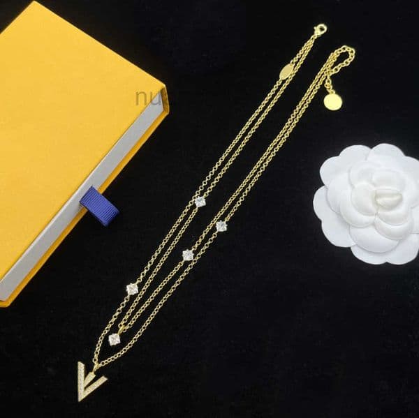 High Necklace Designer Quality Titanium Steel Gold Jewelry Fashion Designer Necklace Gift Mens Womens Long Letter Chains Necklaces Golden Chain Jewlery Party C1JR