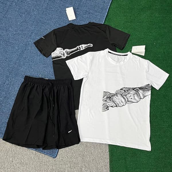 designer t-shirt for men casual gym Short-sleeved Ice silk Breathable Quick-Dry Moisture-Wicking Tshirts Training running tees + shorts two piece sets ua&11182634****