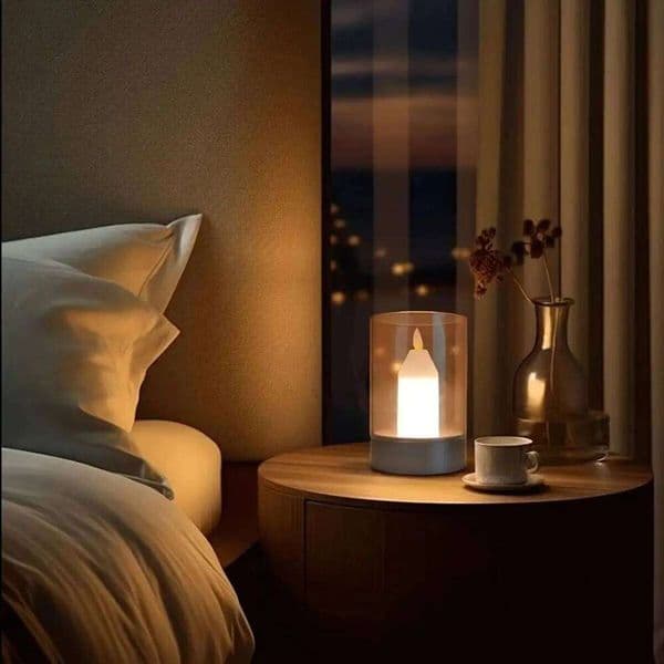 USB dimmable LED desk lamp with motion sensor, suitable for various occasions such as bedrooms, study rooms, offices, etc